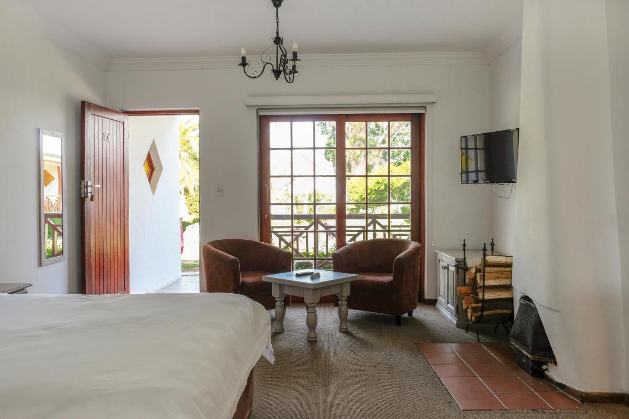 Houw Hoek Hotel Botrivier Eksteriør billede